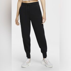 Nike NSW Tech Fleece Joggers XS Womens